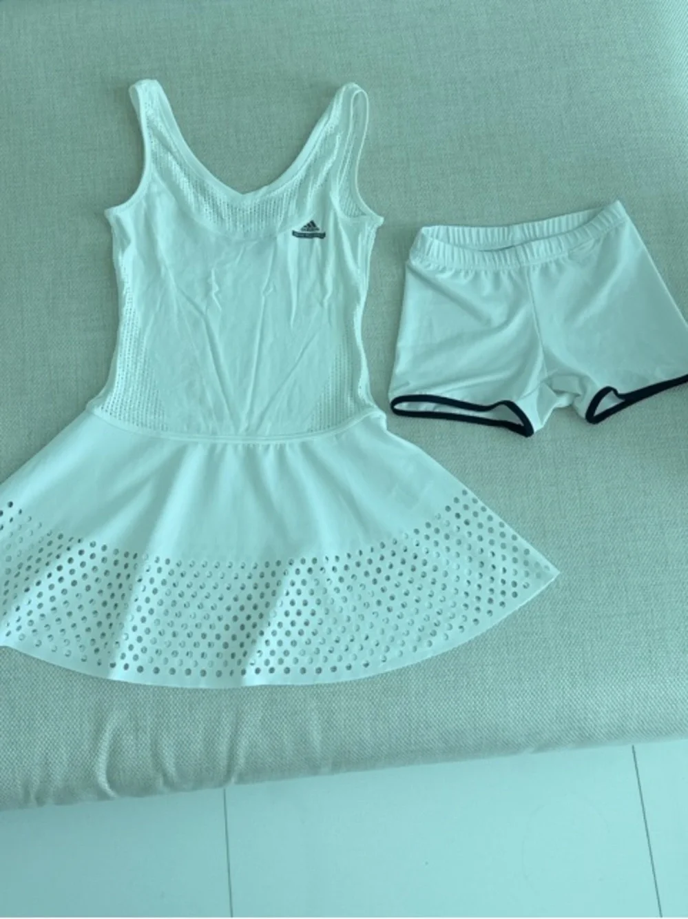 adidas White Laser-Cut Circle dress - Picture 5 of 11